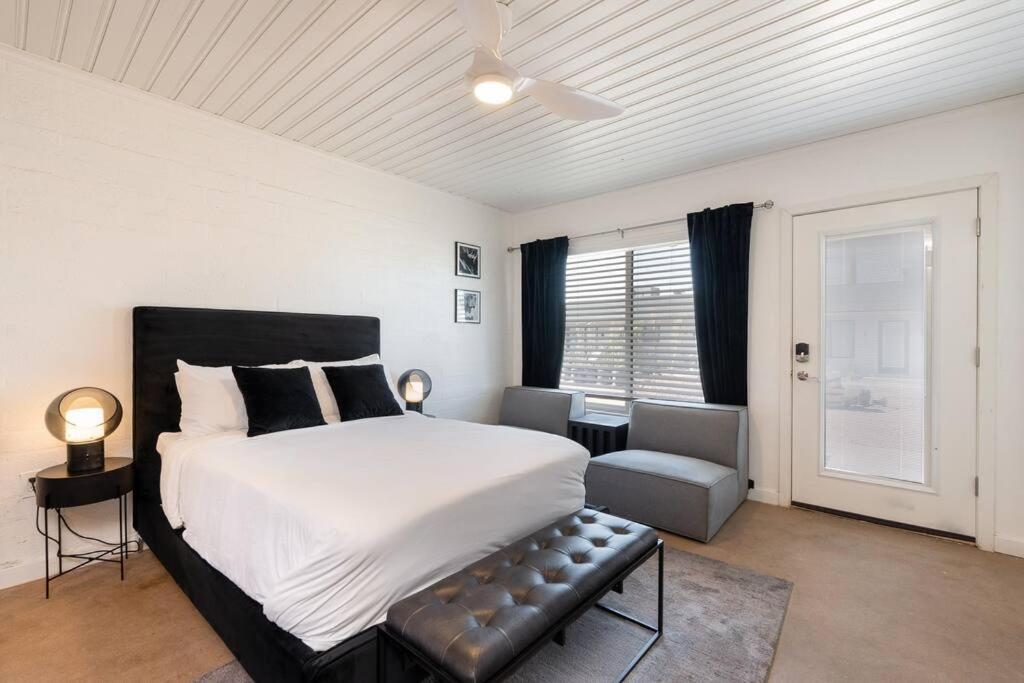Aparthotel Ash And Ko Phoenix Esterno foto